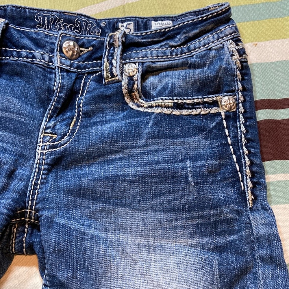 Women’s Distressed Denim Short by Miss Me Brand. EUC! - Picture 3 of 16